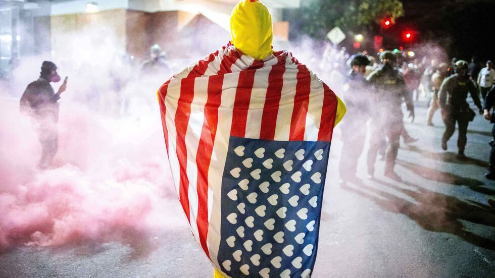 Es gibt Proteste gegen die Einwanderungsbehörde ICE in Portland. 