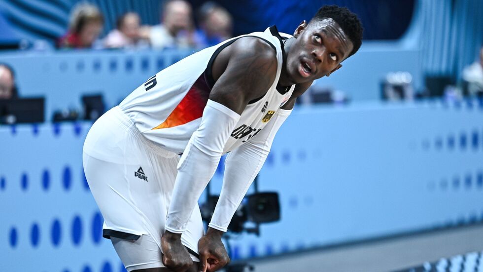 Das war knapp! Erst am Ende setzen sich Dennis Schröder und Co. deutlich gegen Portugal durch.