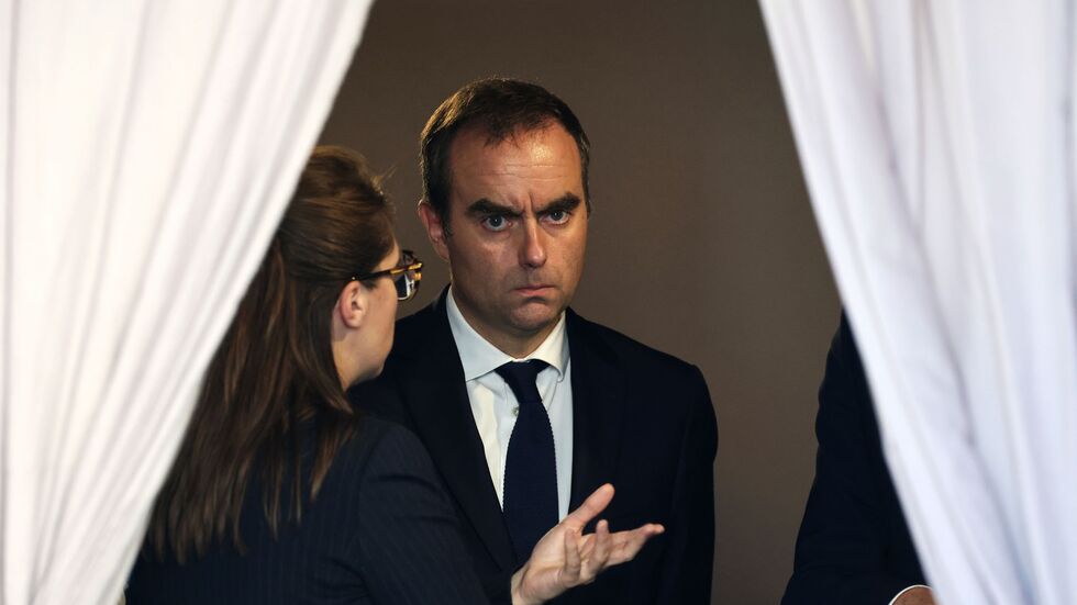 Frankreichs zurückgetretener Premier hat eine schwierige Mission. Frankreichs zurückgetretener Premier hat eine schwierige Mission.