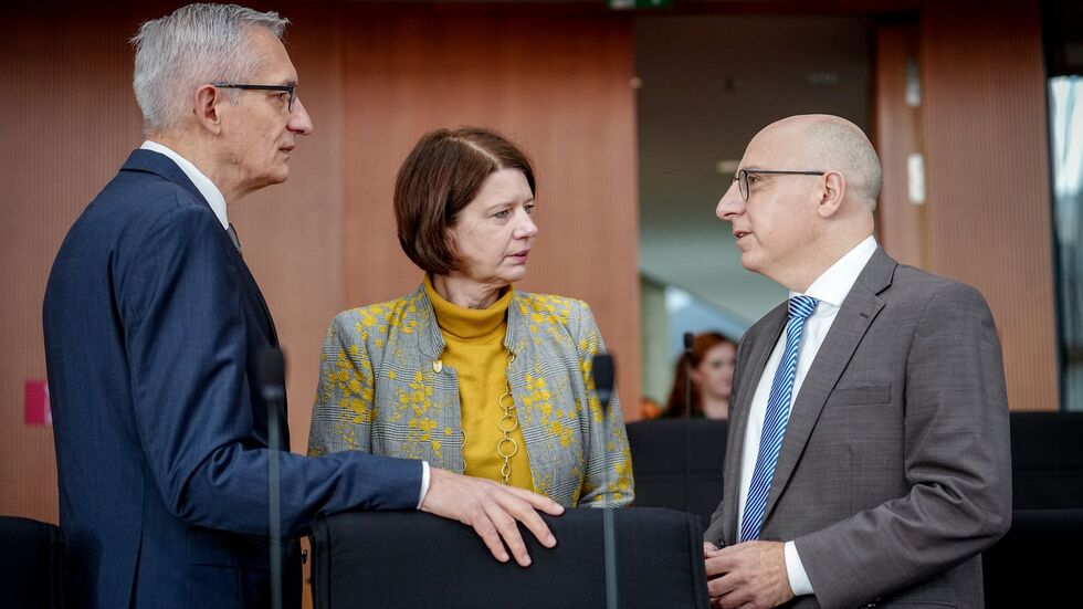 Sowohl beim Bundesamt für Verfassungsschutz als auch beim für die Auslandsaufklärung verantwortliche Bundesnachrichtendienst (BND) geb es kürzlich einen Personalwechsel an der Spitze. (Archivbild) Sowohl beim Bundesamt für Verfassungsschutz als auch beim für die Auslandsaufklärung verantwortliche Bundesnachrichtendienst (BND) geb es kürzlich einen Personalwechsel an der Spitze. (Archivbild)