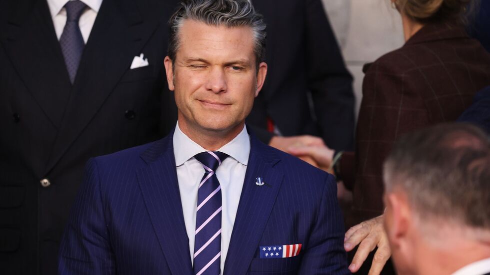 Hegseth hatte Probleme mit seinem Flug.  Hegseth hatte Probleme mit seinem Flug.
