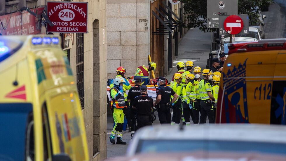 16 Einheiten der Feuerwehr waren im Einsatz. 16 Einheiten der Feuerwehr waren im Einsatz.