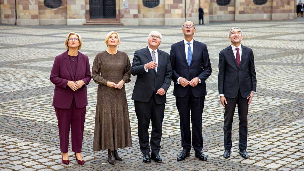 Die gesamte Spitze des Staats ist nach Saarbrücken gereist.