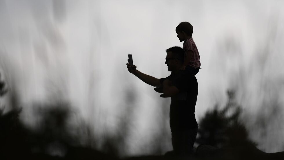Ob Kinderfotos ins Internet gehören, ist eine vieldiskutierte Frage. (Archivfoto)