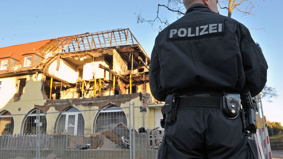 Nachdem der rechtsterroristische NSU im November 2011 aufgeflogen war, mussten Polizei und Verfassungsschutz viele kritische Fragen beantworten - auch in verschiedenen parlamentarischen Untersuchungsausschüssen. (Archivbild)  Nachdem der rechtsterroristische NSU im November 2011 aufgeflogen war, mussten Polizei und Verfassungsschutz viele kritische Fragen beantworten - auch in verschiedenen parlamentarischen Untersuchungsausschüssen. (Archivbild)