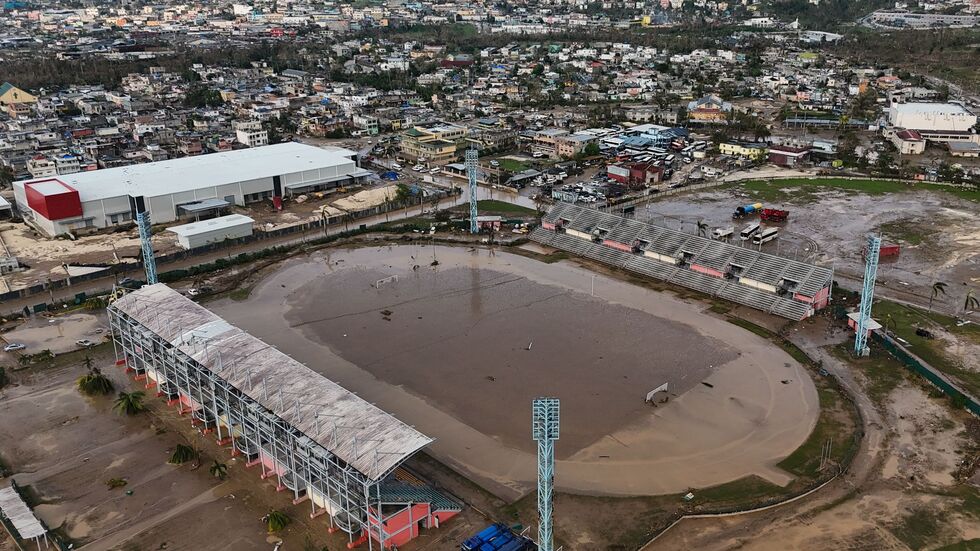 Das Stadion in Montego Bay ist nach dem Hurrikan Melissa überflutet. Das Stadion in Montego Bay ist nach dem Hurrikan Melissa überflutet.