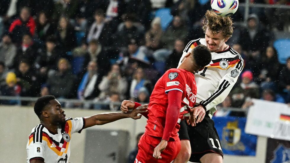 Kopfballstark mit 1,98 Metern: Torjäger Woltemade. Kopfballstark mit 1,98 Metern: Torjäger Woltemade.