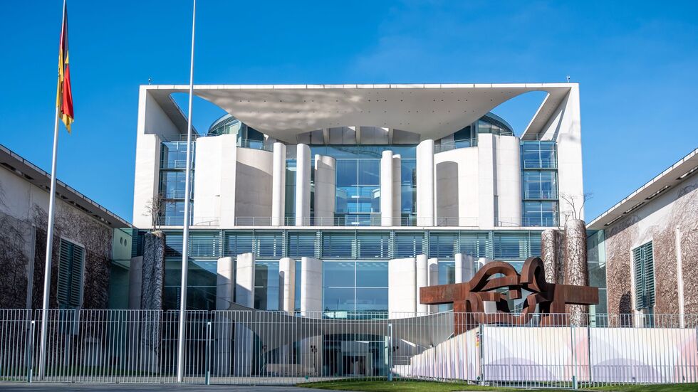 Entscheidungen wurden im Kanzleramt erwartet. Entscheidungen wurden im Kanzleramt erwartet.