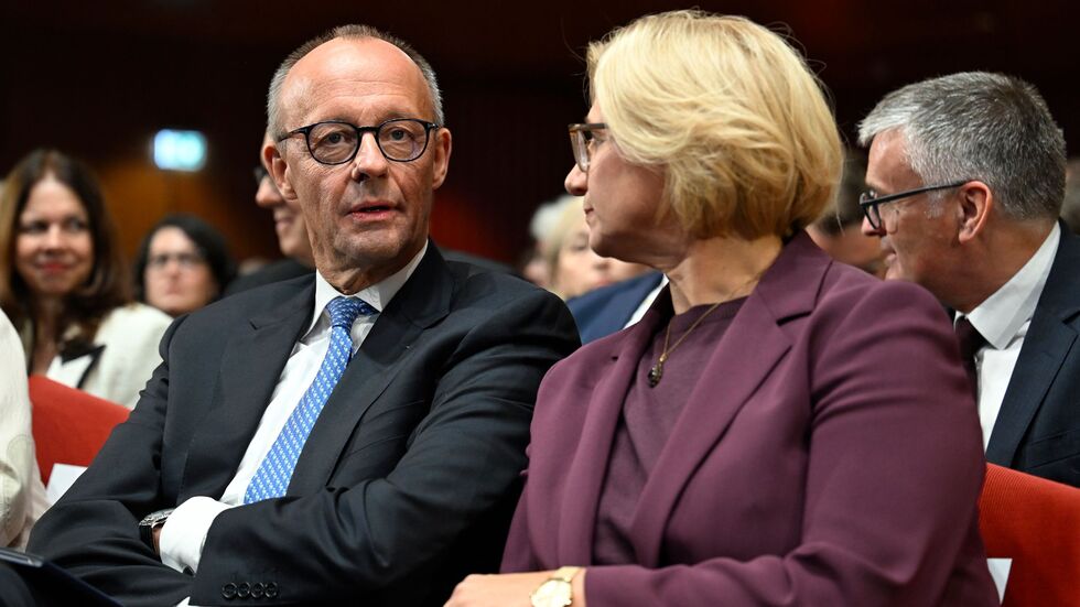 Bundesratspräsidentin Anke Rehlinger, die Ministerpräsidentin des Saarlands, richtet die Einheitsfeier aus.