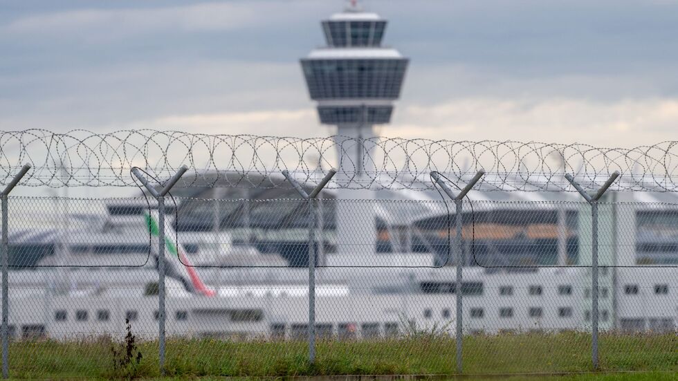 Der Flugverkehr wurde am Morgen wieder regulär aufgenommen. (Symbolbild)