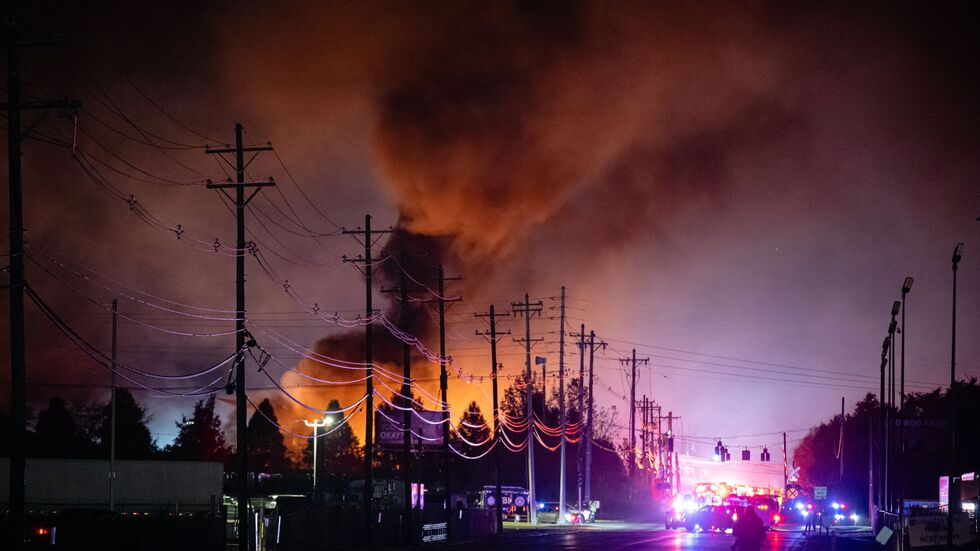 Die Maschine stürzte unmittelbar nach dem Start ab - und war mutmaßlich voll betankt. Die Maschine stürzte unmittelbar nach dem Start ab - und war mutmaßlich voll betankt.