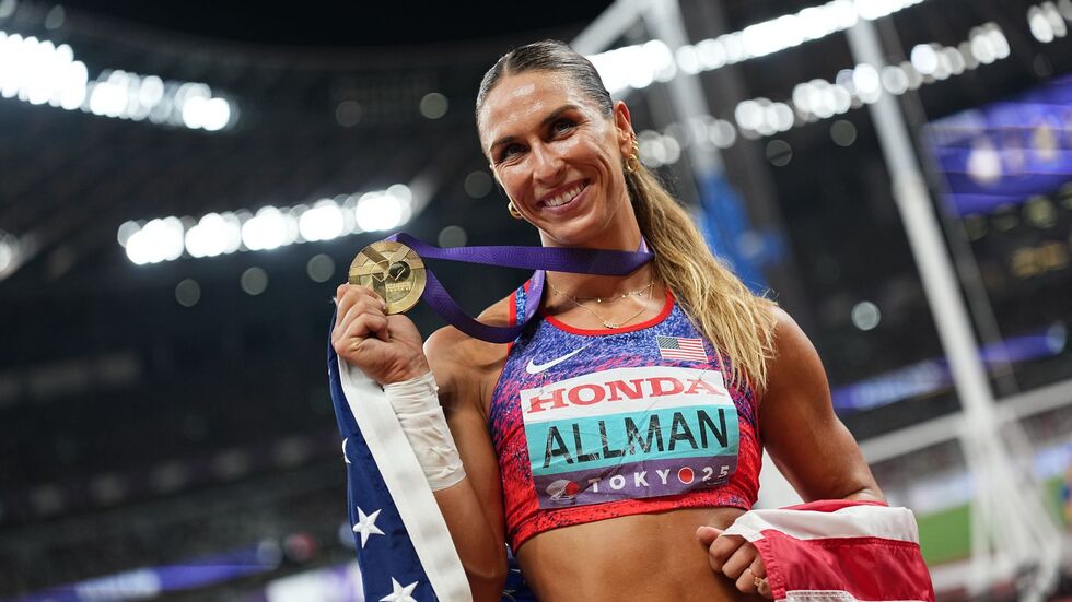 Die Amerikanerin Valarie Allman jubelt über Diskus-Gold.