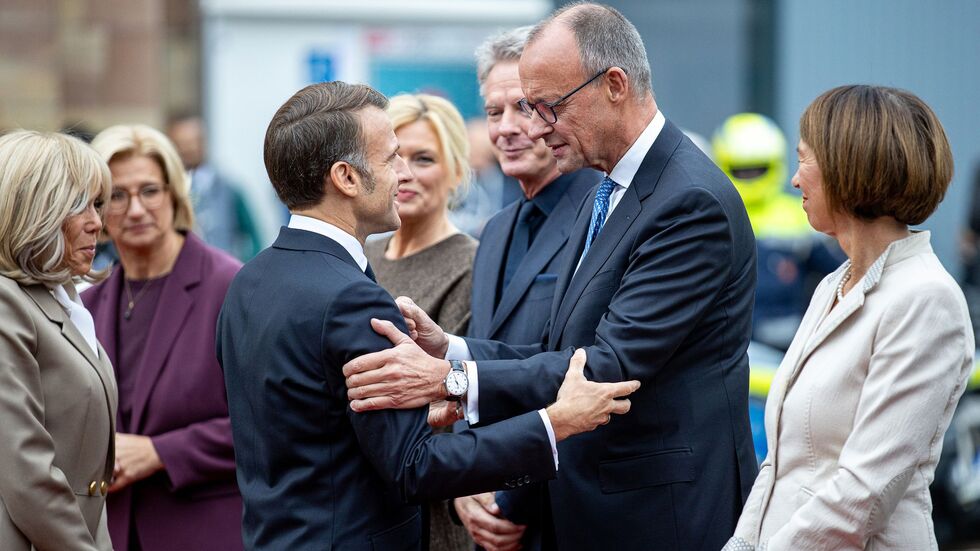 Frankreichs Präsident Emmanuel Macron ist Ehrengast in Saarbrücken.