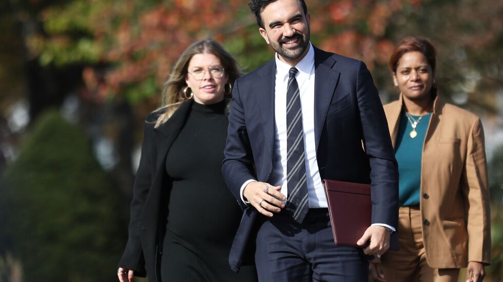 Mamdani hat sich für die Übergangszeit schon ein erstes Team an die Seite geholt - es sind allesamt Frauen. Mamdani hat sich für die Übergangszeit schon ein erstes Team an die Seite geholt - es sind allesamt Frauen.