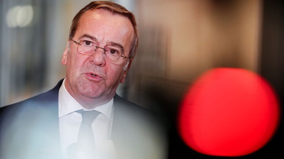 Der Verteidigungsminister kritisiert, dass zentrale Punkte seines Gesetzentwurfs geändert wurden, bevor dieser überhaupt in den Bundestag eingebracht worden ist. (Archivbild)