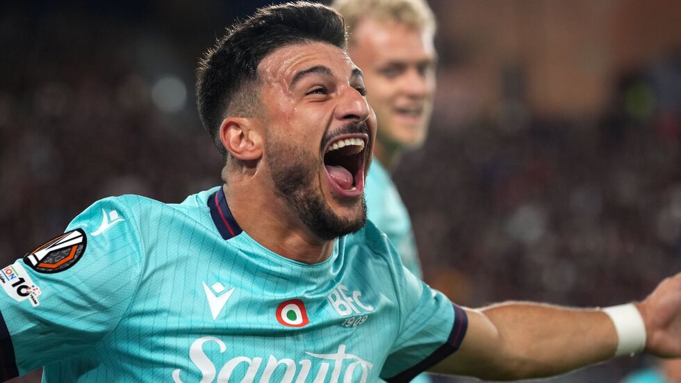 Bolognas Riccardo Orsolini jubelt nach dem Führungstreffer.
