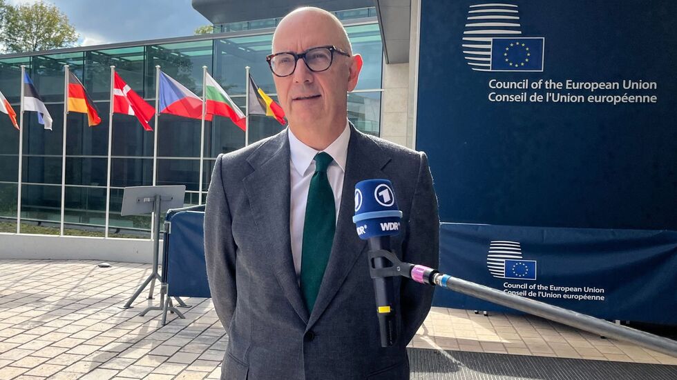 Der erst vor einer Woche ins Amt gekommene Roland Lescure bleibt Wirtschaftsminister (Archivbild). Der erst vor einer Woche ins Amt gekommene Roland Lescure bleibt Wirtschaftsminister (Archivbild).