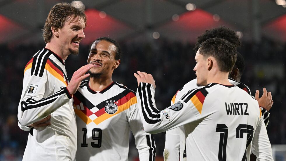 Vorbereiter Sané und Torjäger Woltemade können nach dem mühsamen Sieg in Luxemburg jubeln. Vorbereiter Sané und Torjäger Woltemade können nach dem mühsamen Sieg in Luxemburg jubeln.