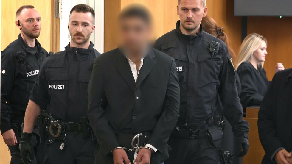 Der Beschuldigte wurde nach der Tat in einem psychiatrischen Krankenhaus untergebracht. Der Beschuldigte wurde nach der Tat in einem psychiatrischen Krankenhaus untergebracht.