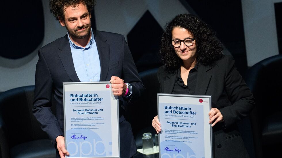 Für den Podcaster Shai Hoffmann hat sich in Deutschland eine Art «politische Fußball-Mentalität» ausgebreitet: Man müsse sich klar dem Israel- oder dem Palästina-Lager zuordnen. (Archivbild) Für den Podcaster Shai Hoffmann hat sich in Deutschland eine Art «politische Fußball-Mentalität» ausgebreitet: Man müsse sich klar dem Israel- oder dem Palästina-Lager zuordnen. (Archivbild)