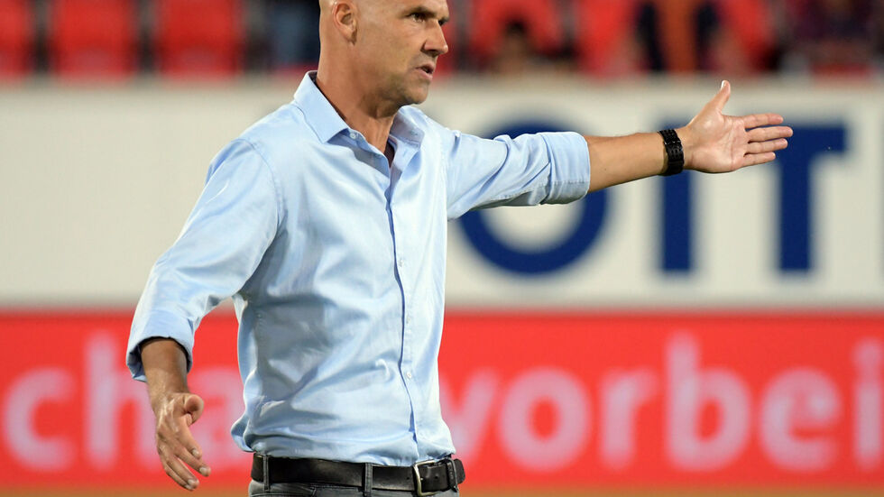 Nach drei Pleiten in Folge hat Erzge­birge Aue Thomas Letsch gefeuert (Foto: Stefan Puchner/dpa)