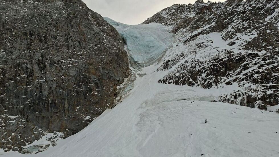 Die Urlauber wurden beim Aufstieg zur mehr als 3.500 Meter hohen Vertainspitze von der Schneelawine erfasst.