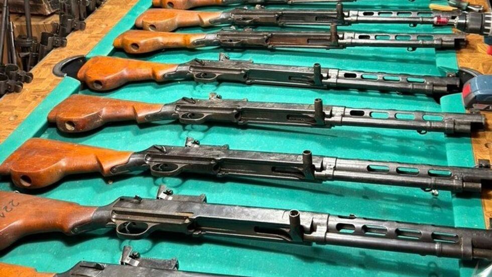 Maschinengewehre wurden sichergestellt. Maschinengewehre wurden sichergestellt.