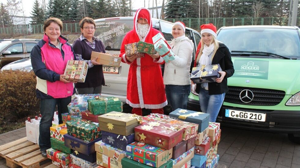 Die GGG und das Gablenz-Center haben wieder Weihnachts­ge­schenke für die Tafel gesam­melt Die GGG und das Gablenz-Center haben wieder Weihnachtsgeschenke für die Tafel gesammelt