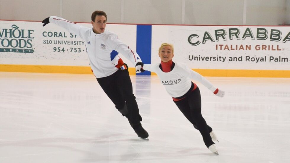 Aljona Savchenko & Bruno Massot beim Training Quelle: Schmidt Aljona Savchenko & Bruno Massot beim Training Quelle: Schmidt