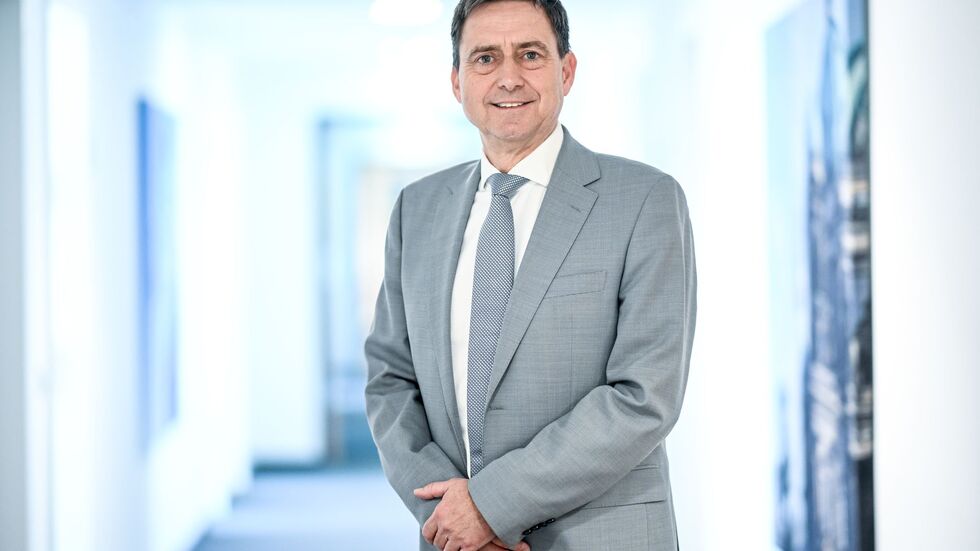 GKV-Chef Oliver Blatt wirbt für eine effizientere und schnellere Terminvergabe. (Archivbild)