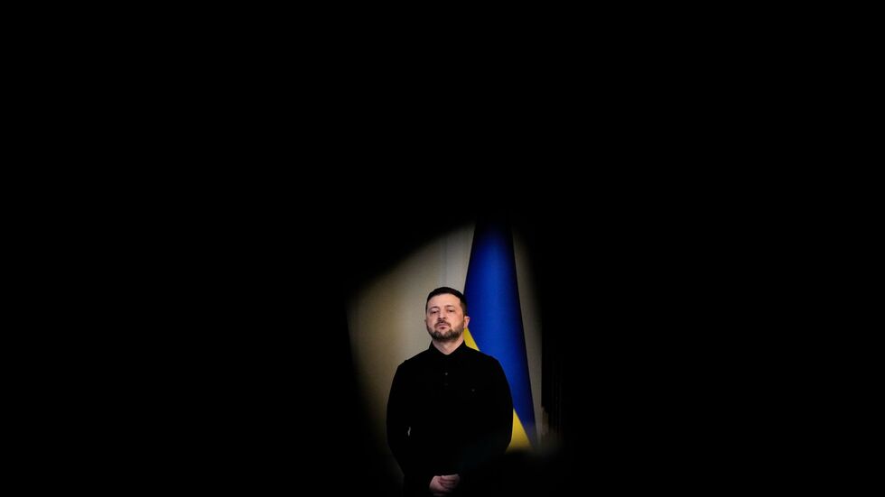 Der ukrainische Präsident Wolodymyr Selenskyj hofft weiter auf die Lieferung von US-amerikanischen Marschflugkörpern, um Ziele im russischen Hinterland angreifen zu können. Der ukrainische Präsident Wolodymyr Selenskyj hofft weiter auf die Lieferung von US-amerikanischen Marschflugkörpern, um Ziele im russischen Hinterland angreifen zu können.