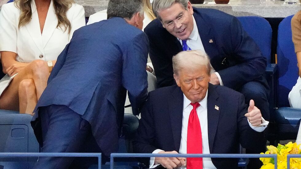 US-Präsident Donald Trump verfolgte das Finale auf der Tribüne.