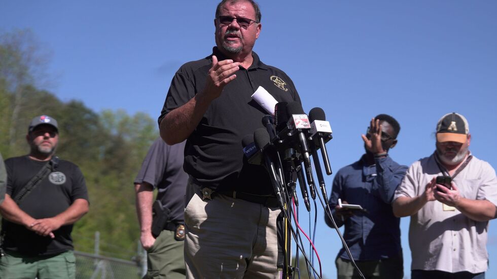 Die Ermittler gehen inzwischen fest von 16 Toten aus. Die Ermittler gehen inzwischen fest von 16 Toten aus.