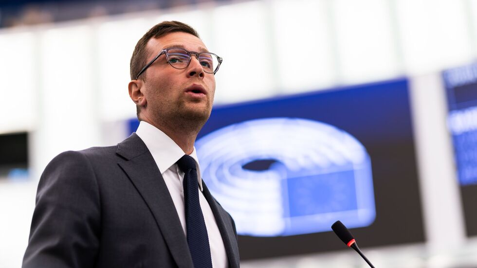 Der französische Politiker Jordan Bardella ist Vorsitzender der rechten PfE-Fraktion im Europaparlament. (Archivbild)