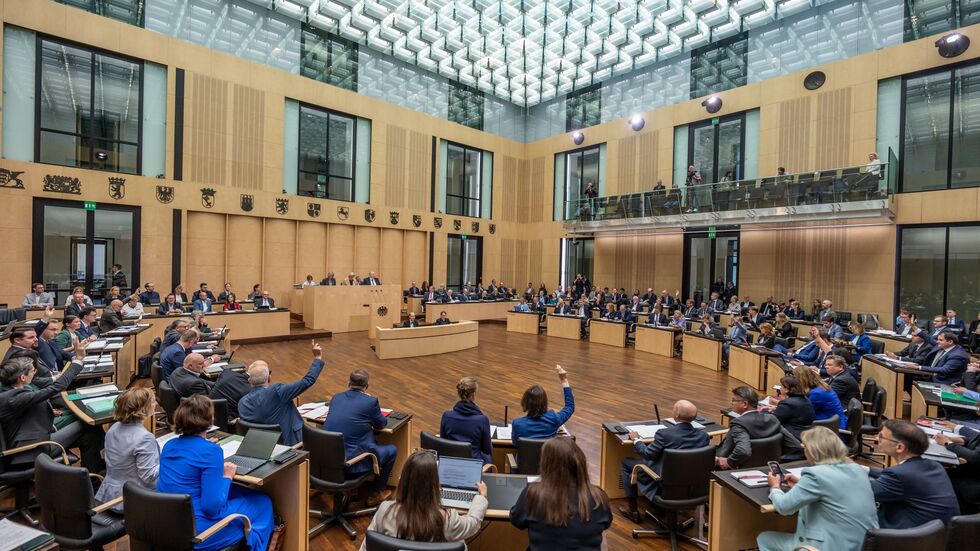 Rund 90 Tagesordnungspunkte bewältigte der Bundesrat in Berlin. Rund 90 Tagesordnungspunkte bewältigte der Bundesrat in Berlin.