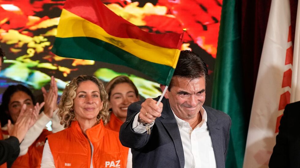 «Es lebe das Vaterland, verdammt noch mal!», rief Paz der Menge zu.