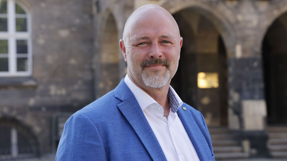 AfD-Stadtrat Nico Köhler bildet mit Ulrich Oehme und Susanne Rasch eine Ratsfraktion.
