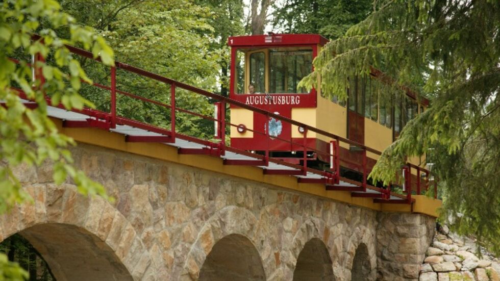 Die Drahtseilbahn Augustusburg ist 112 Jahre alt. Die Drahtseilbahn Augustusburg ist 112 Jahre alt.