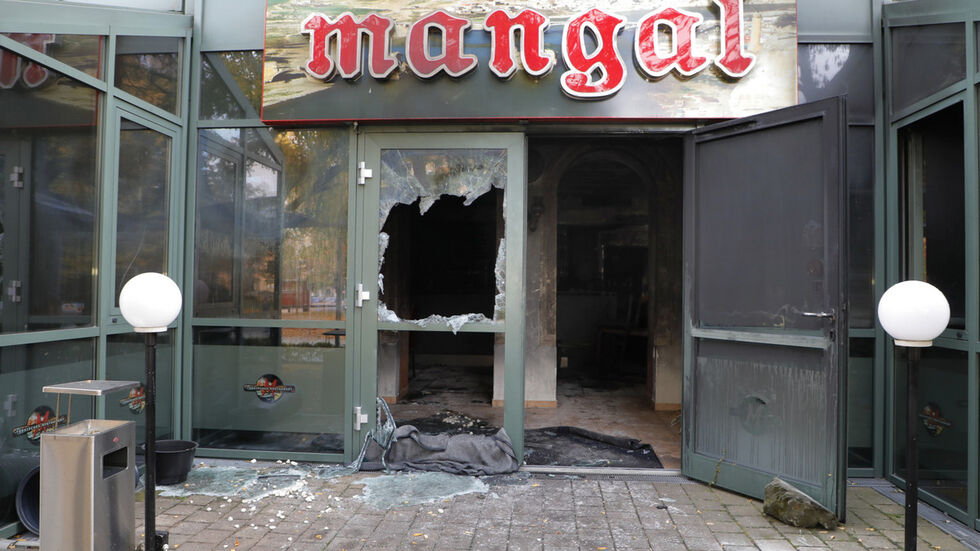 Das Restaurant an der Straße der Nationen ist vollständig verwüstet. (Foto: haertelpress) Das Restaurant an der Straße der Nationen ist vollständig verwüstet. (Foto: haertelpress)