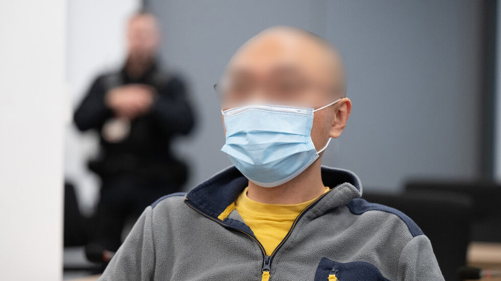 Jian G. steht wegen Spionage gegen die Bundesrepublik vor Gericht, war fünf Jahre Mitarbeiter im Parlamentsbüro von Maximilian Krah Jian G. steht wegen Spionage gegen die Bundesrepublik vor Gericht, war fünf Jahre Mitarbeiter im Parlamentsbüro von Maximilian Krah