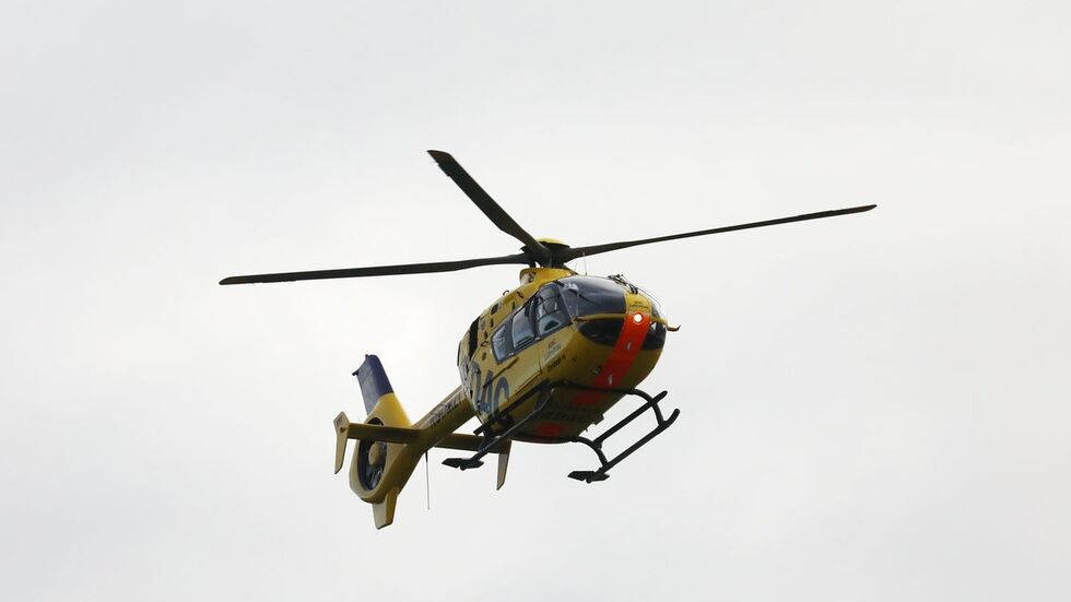 Der Rettungshubschrauber landete an der Unfallstelle. Der Rettungshubschrauber landete an der Unfallstelle.