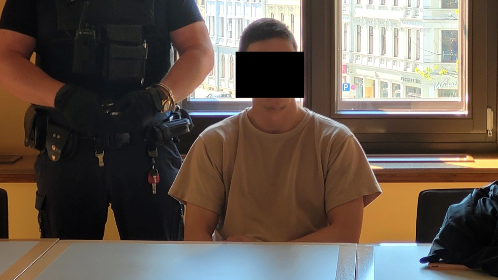 Beschuldigter Pole in einem anderen Prozess Beschuldigter Pole in einem anderen Prozess