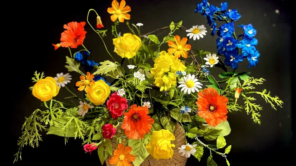 Kunstblumen aus Sebnitz sind naturgetreue Handarbeit Kunstblumen aus Sebnitz sind naturgetreue Handarbeit