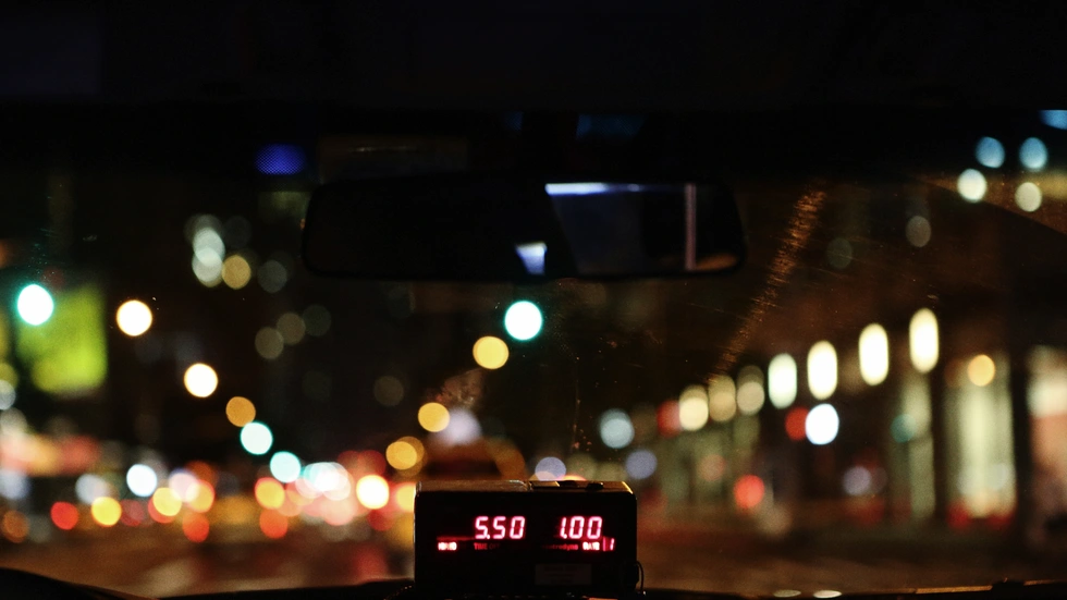 Linke und SPD wollen Mindestpreise für Uber und andere Mietwagen in Chemnitz. Die Verwaltung rät wegen rechtlicher Risiken davon ab. Linke und SPD wollen Mindestpreise für Uber und andere Mietwagen in Chemnitz. Die Verwaltung rät wegen rechtlicher Risiken davon ab.