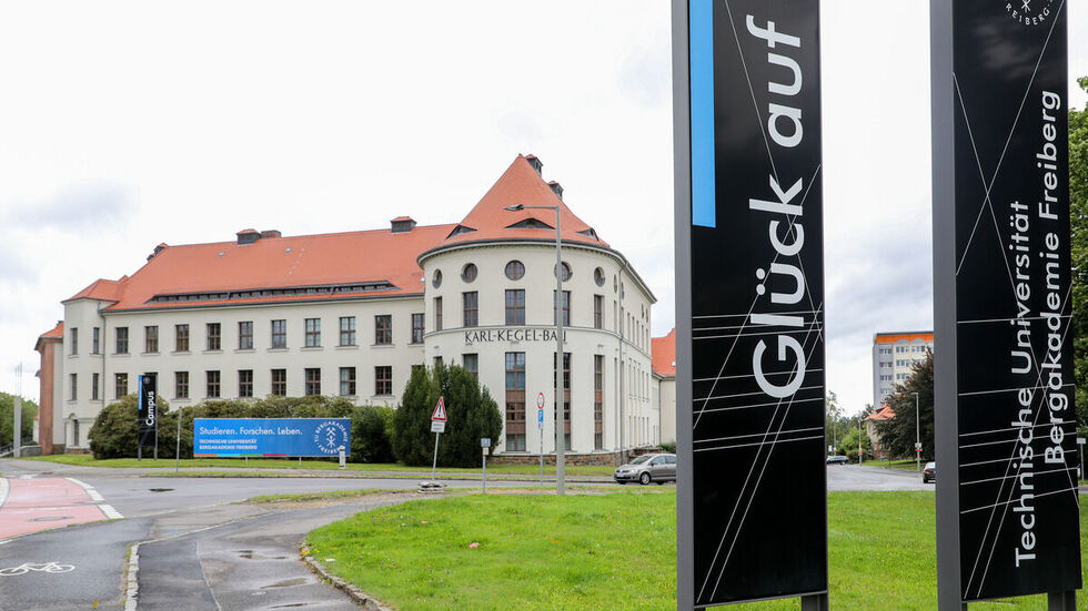 Die Website der TU Bergakademie Freiberg ist wieder online. Die Website der TU Bergakademie Freiberg ist wieder online.