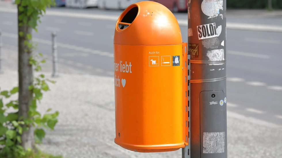 Die Anwohner im Reitbahnviertel wünschen sich mehr Mülleimer. Doch dafür habe die Stadt kein Geld.