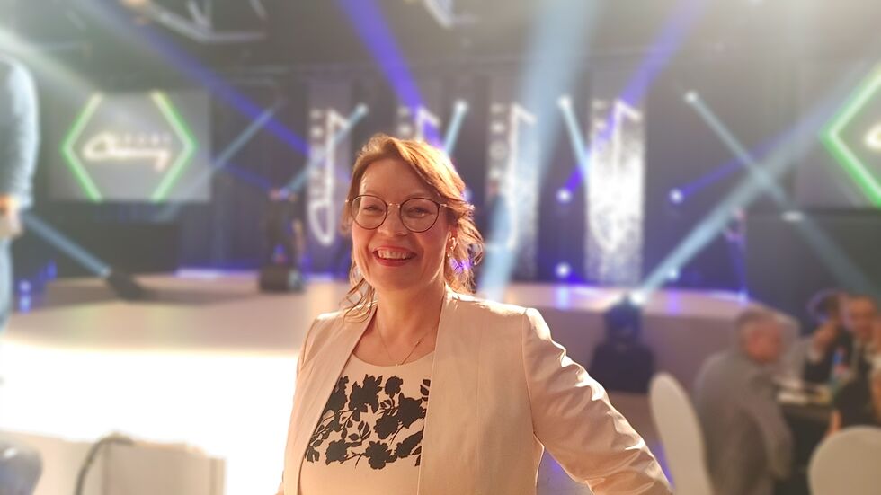 Conny Hartmann von Radio Chemnitz stellte die Nominierten der Chemmy-Verleihung vor. Conny Hartmann von Radio Chemnitz stellte die Nominierten der Chemmy-Verleihung vor.