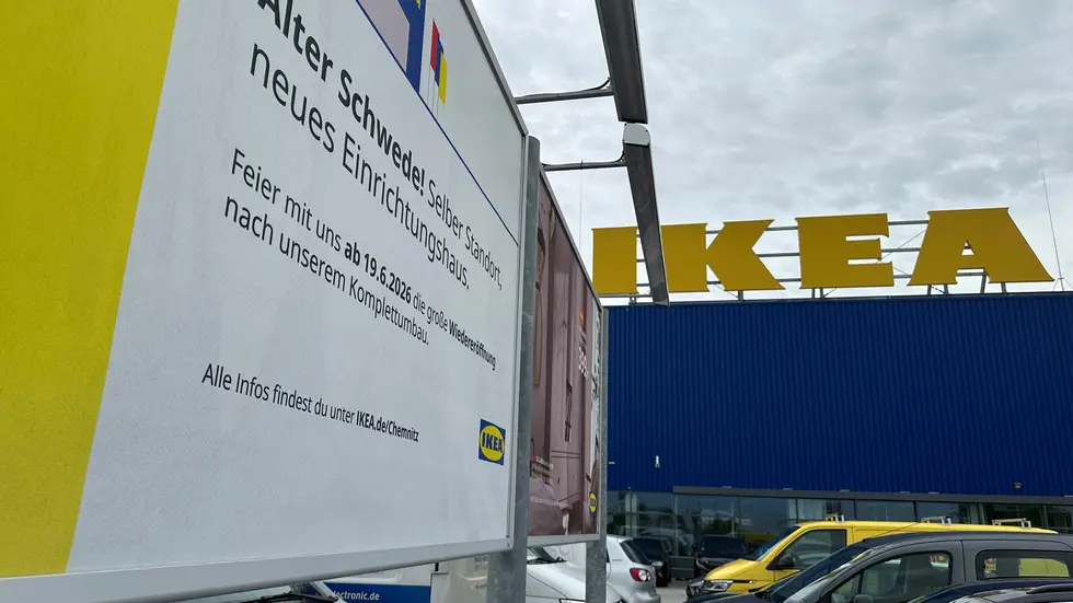 Nach dem großen Umbau zeigt sich IKEA Chemnitz mit neuem Schriftzug, modernem Restaurant, neuer Technik und Wohnideen für Kaßberg, Heckert-Gebiet und Zwickau.