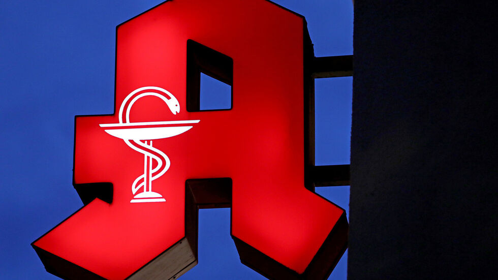 Logo einer Apotheke (Symbolbild) Logo einer Apotheke (Symbolbild)