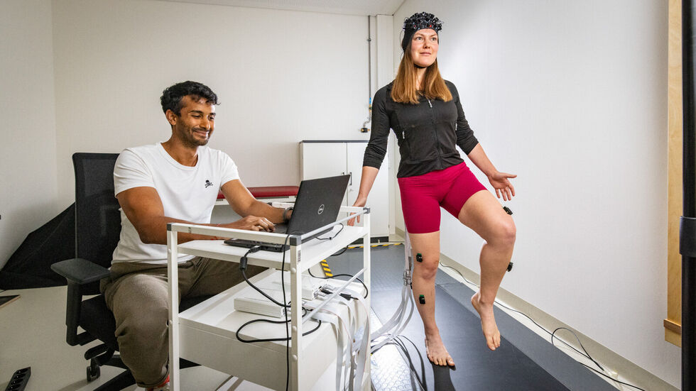 Gleichgewichtsanalyse in einem Labor des Instituts für Angewandte Bewegungswissenschaften.